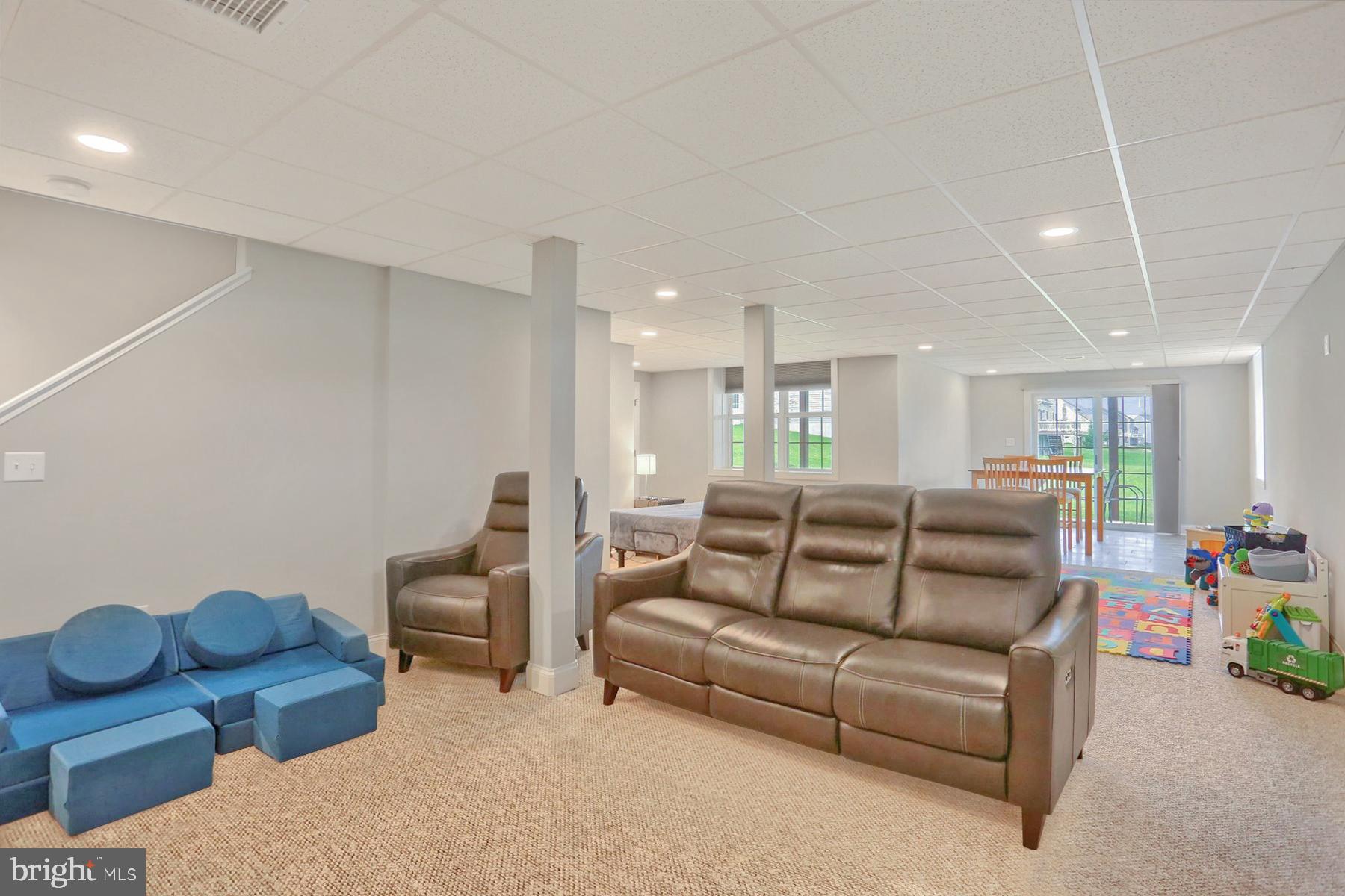 4504 EGRET DRIVE
