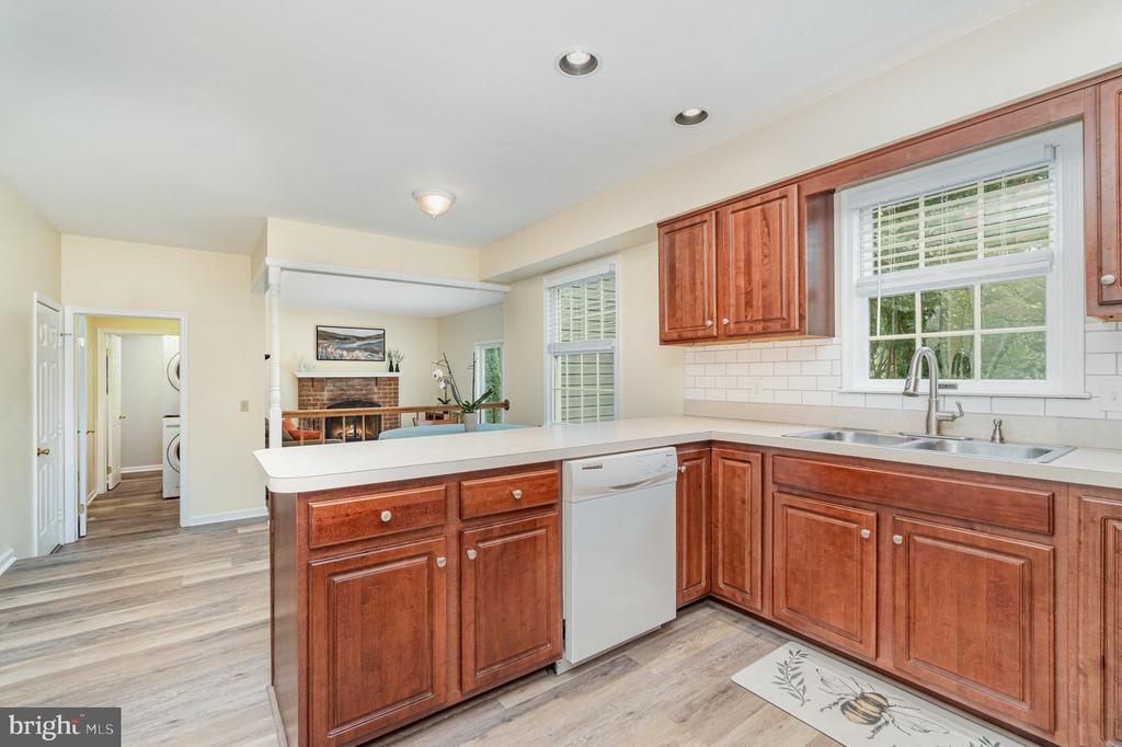2512 BLARNEY DRIVE