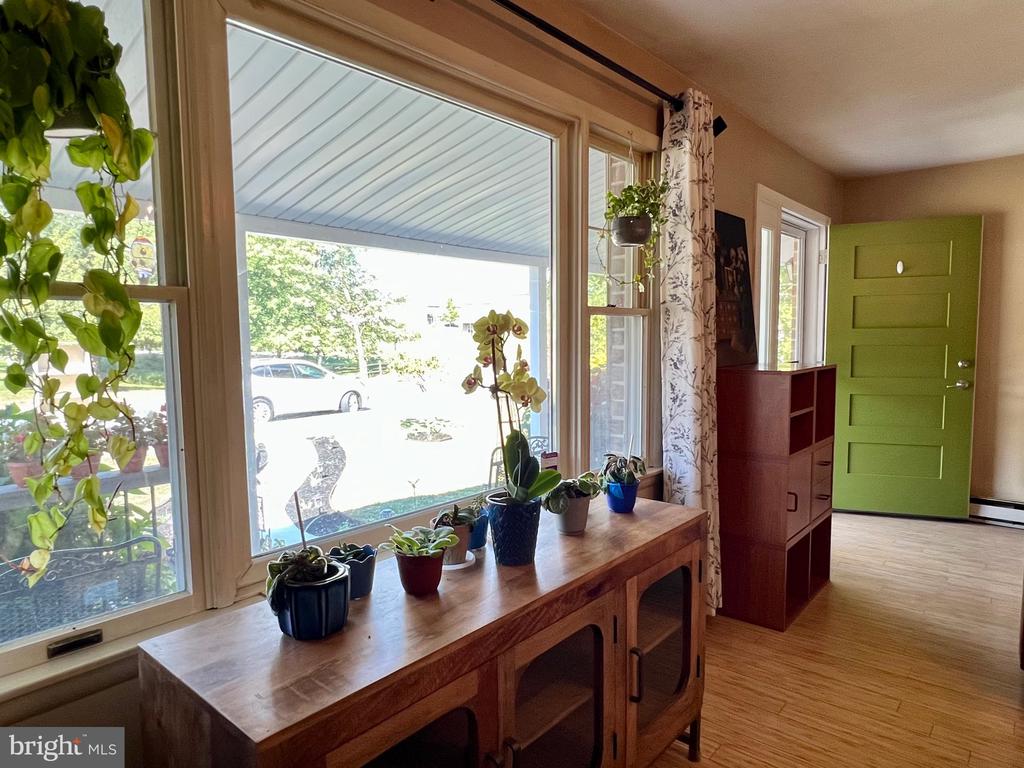 2740 BLUE HEN COURT