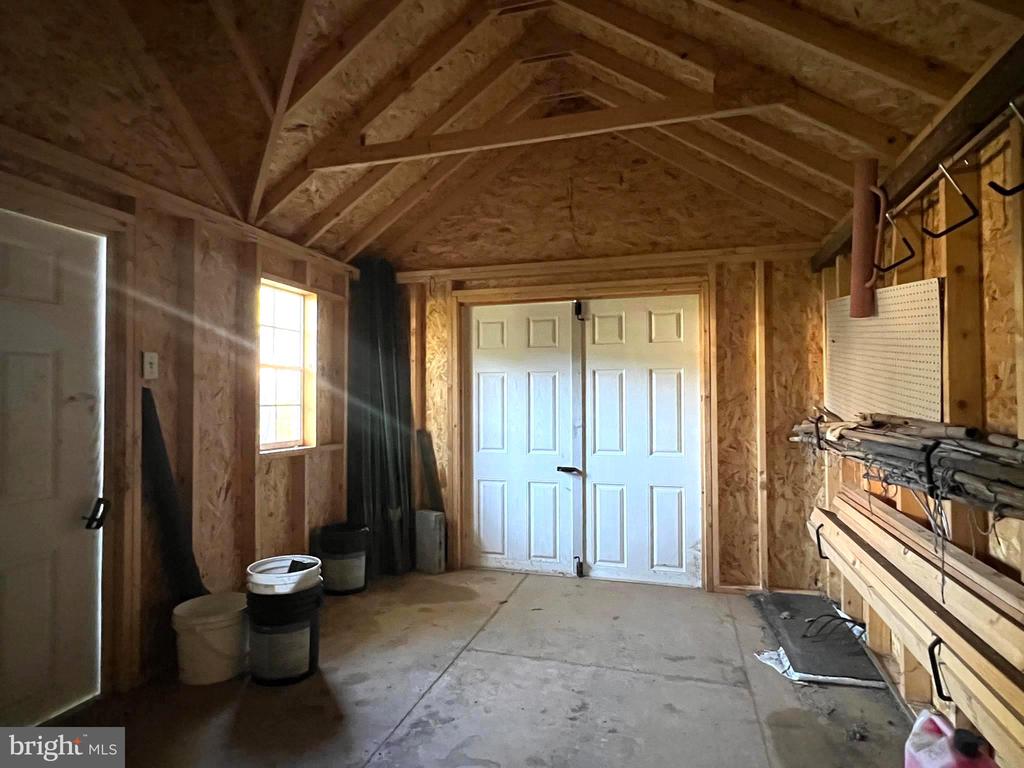 2740 BLUE HEN COURT
