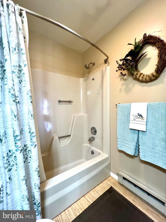 2740 BLUE HEN COURT