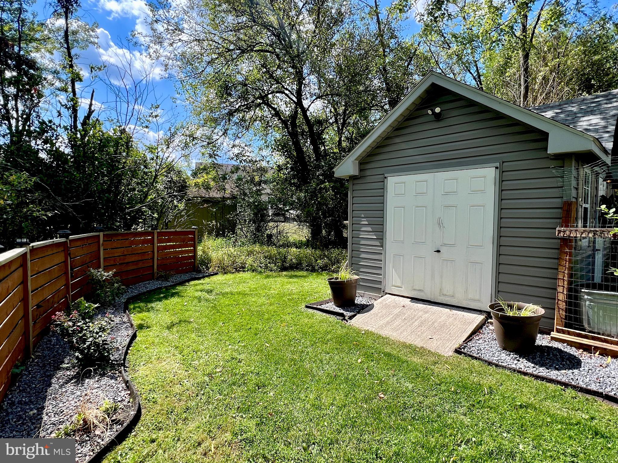 2740 BLUE HEN COURT