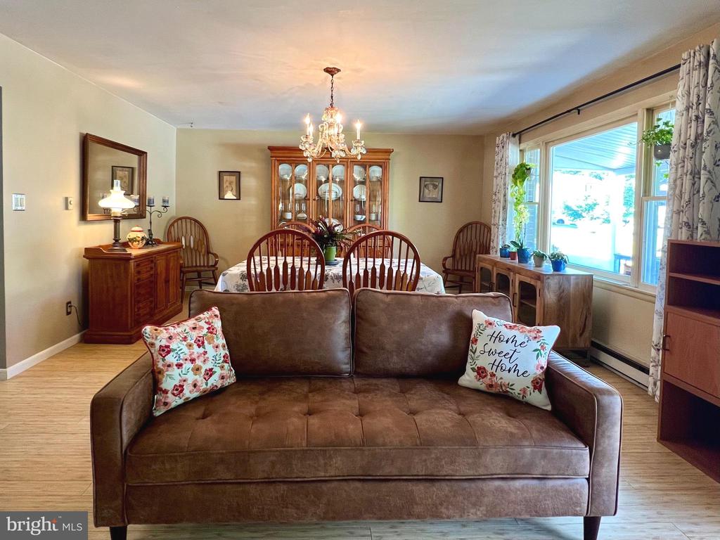 2740 BLUE HEN COURT