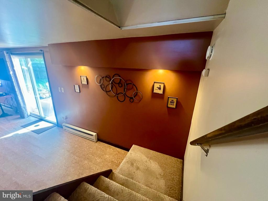 2740 BLUE HEN COURT