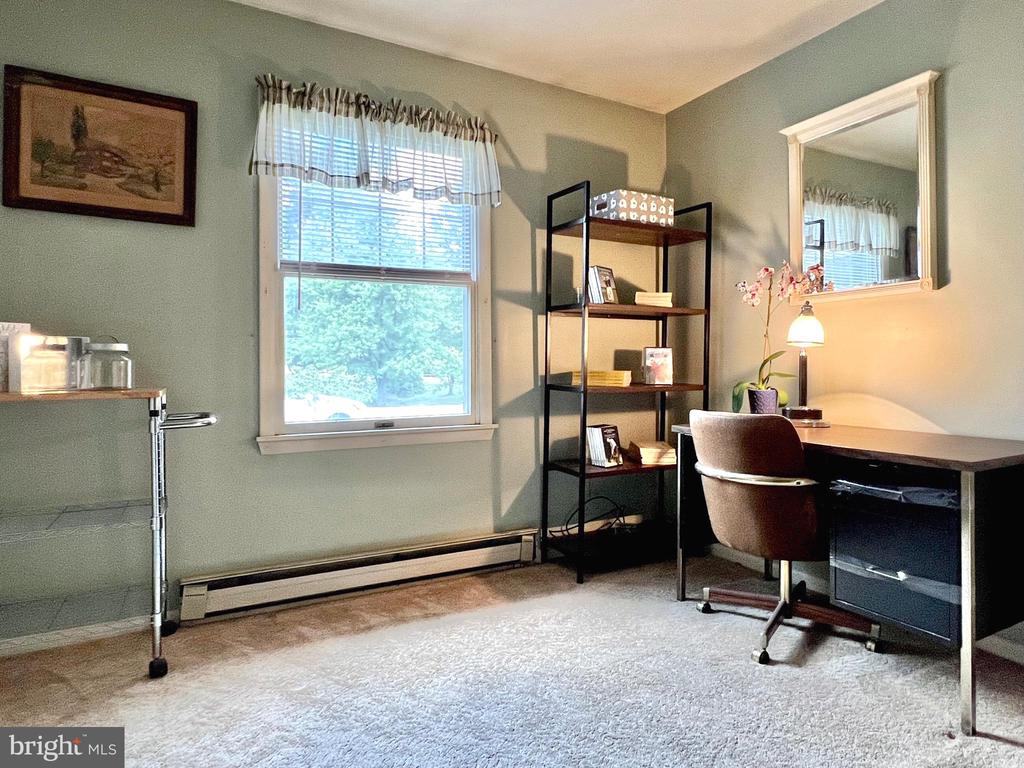 2740 BLUE HEN COURT