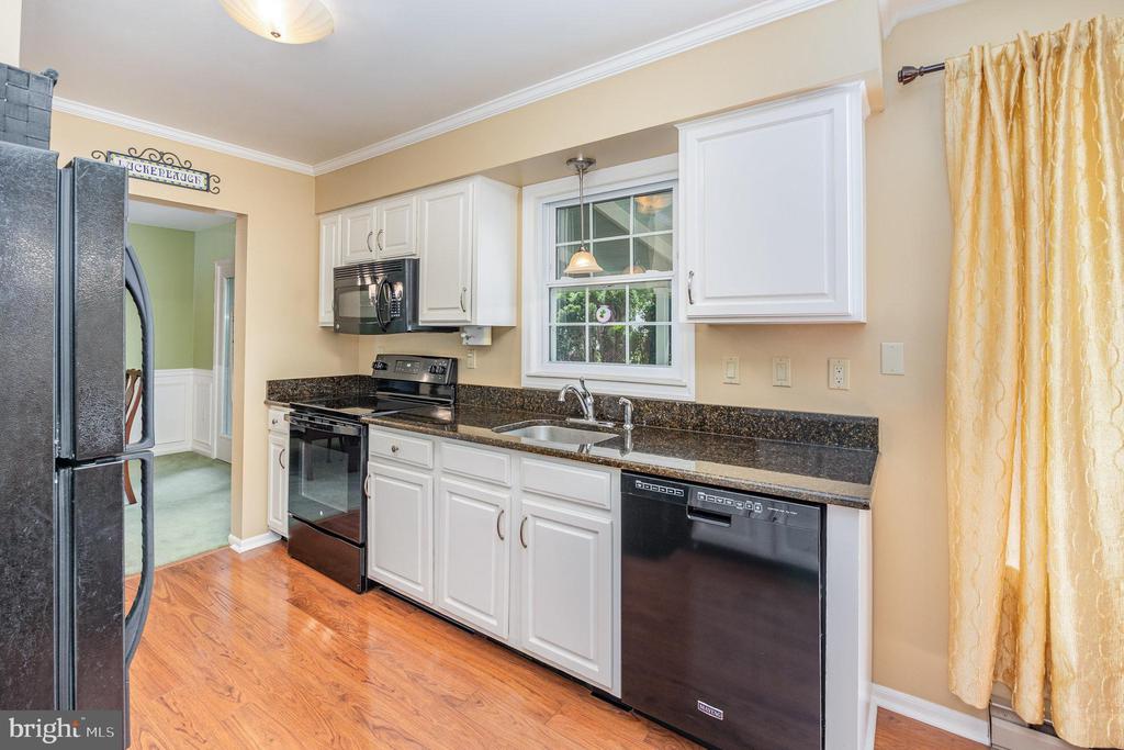 4321 NEW HAMPSHIRE DRIVE