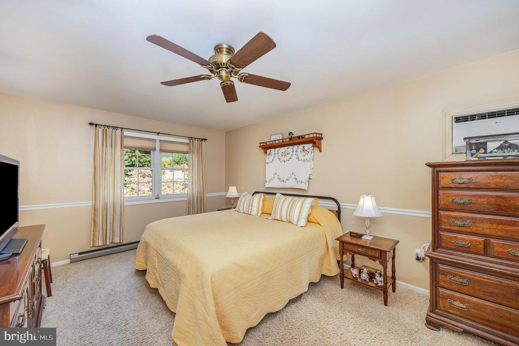 4321 NEW HAMPSHIRE DRIVE