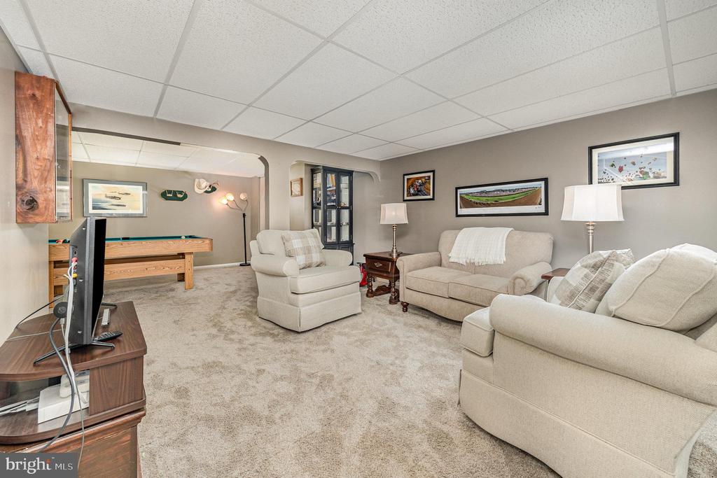 4321 NEW HAMPSHIRE DRIVE