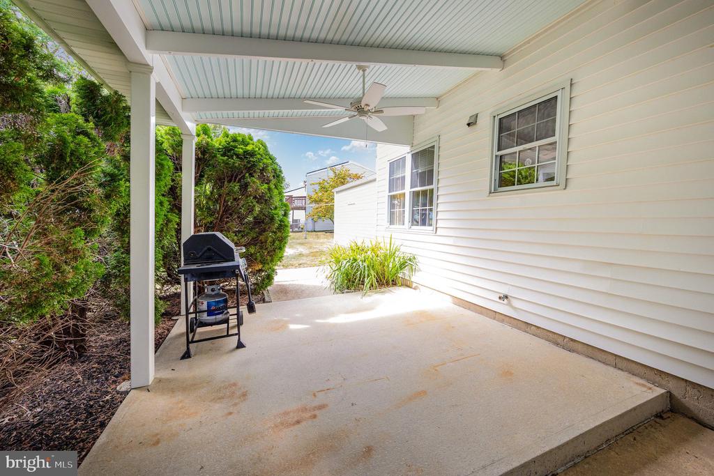 4321 NEW HAMPSHIRE DRIVE