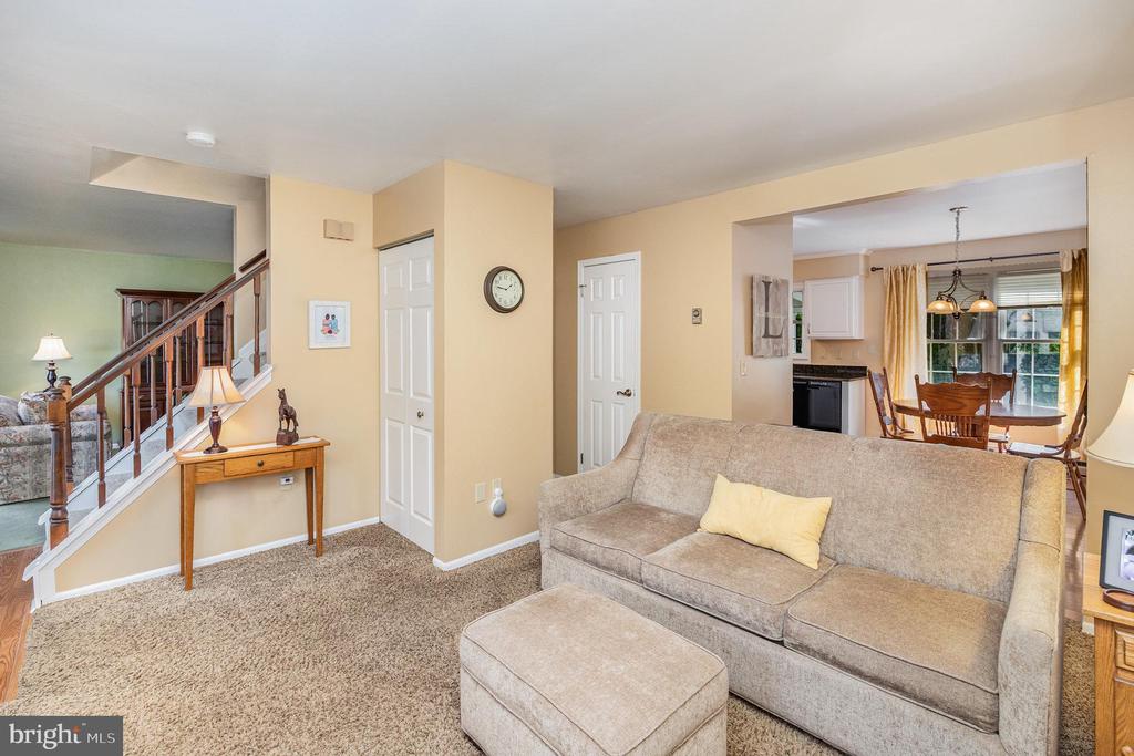 4321 NEW HAMPSHIRE DRIVE