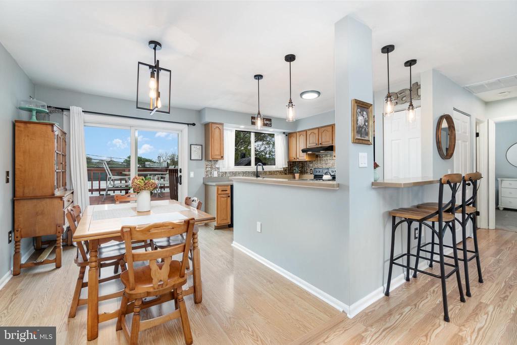 4317 BEAUFORT HUNT DRIVE