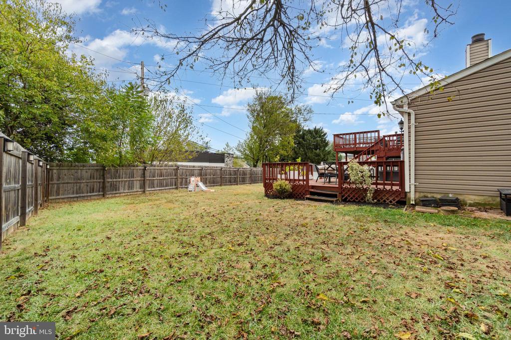 4317 BEAUFORT HUNT DRIVE