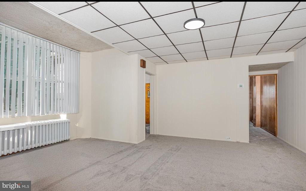 402 SPRUCE STREET