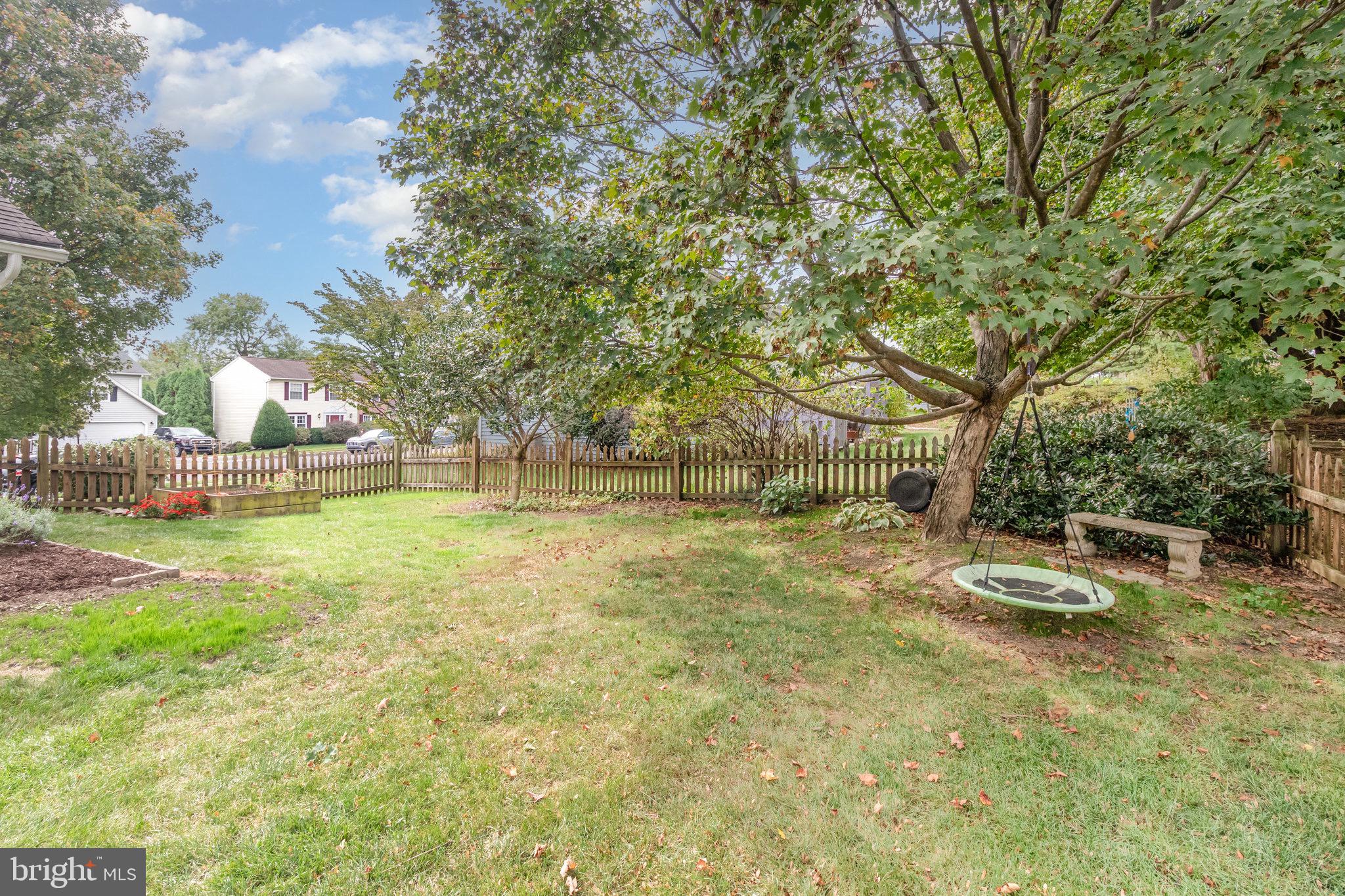 5738 CLOVERDALE ROAD
