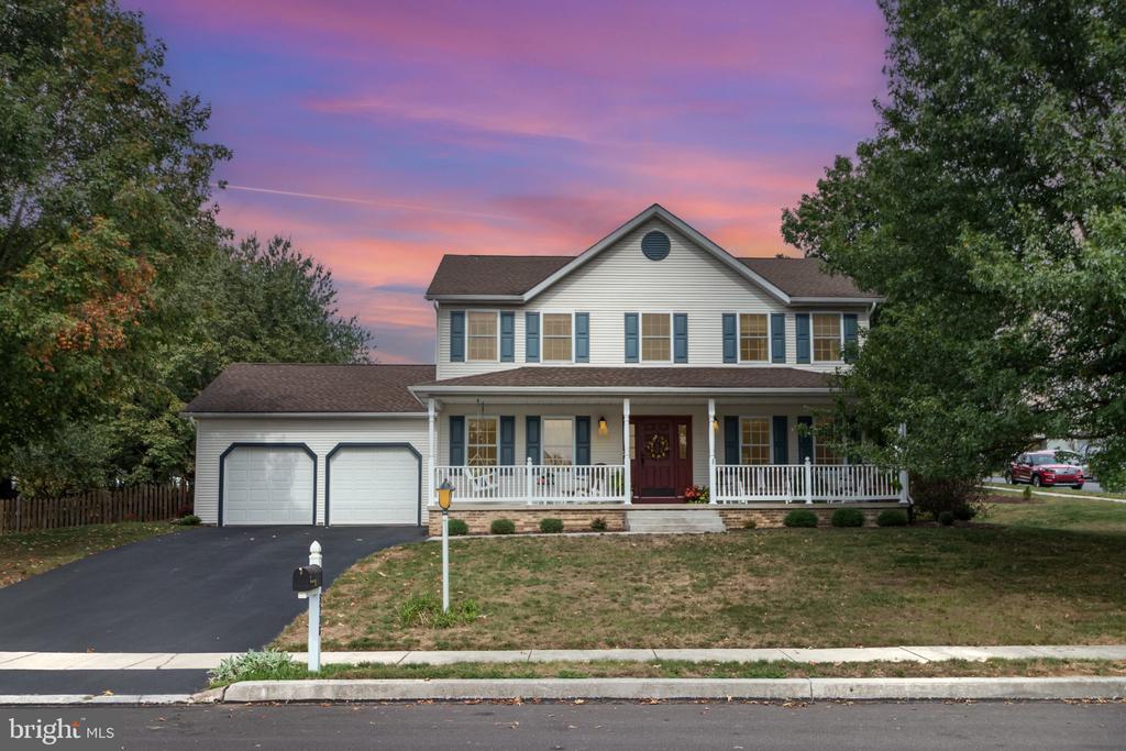 5738 CLOVERDALE ROAD