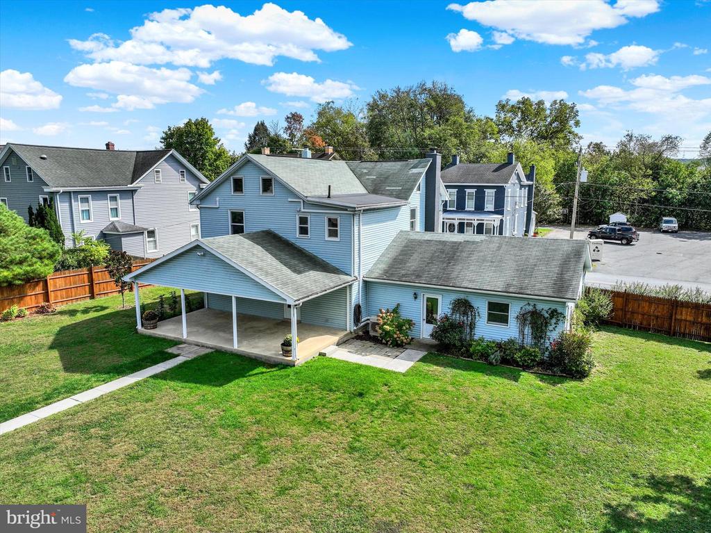 29 W MAIN STREET