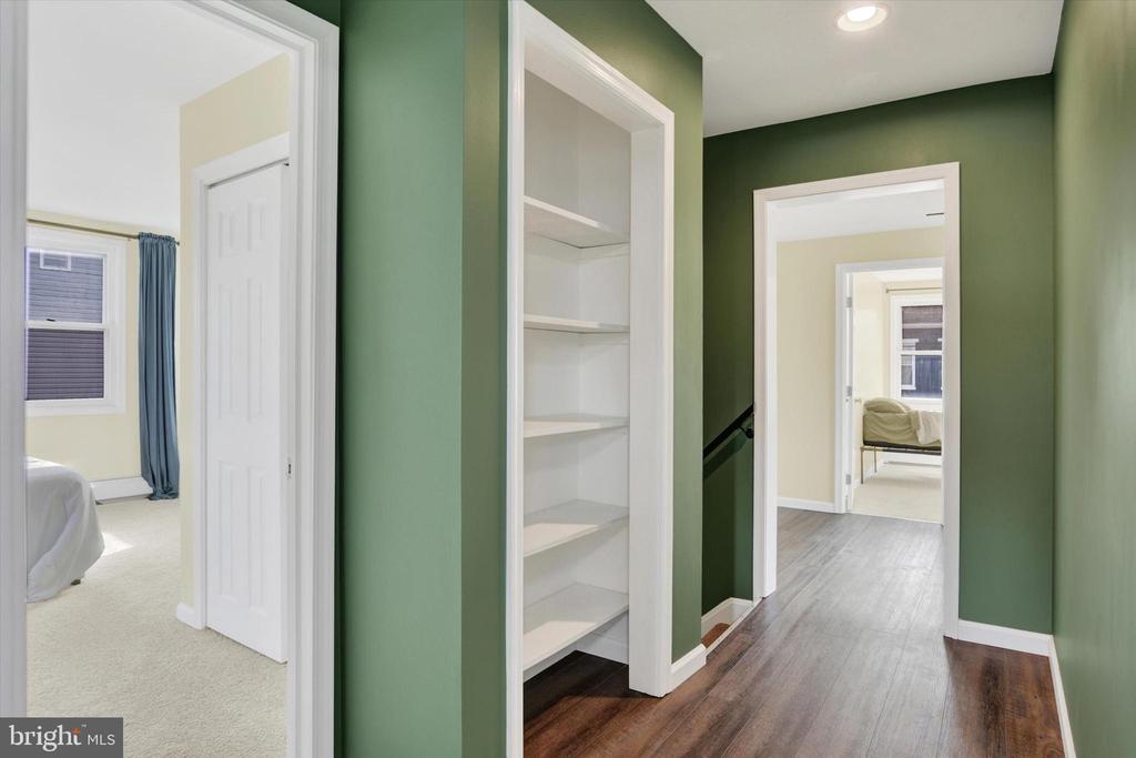 29 W MAIN STREET