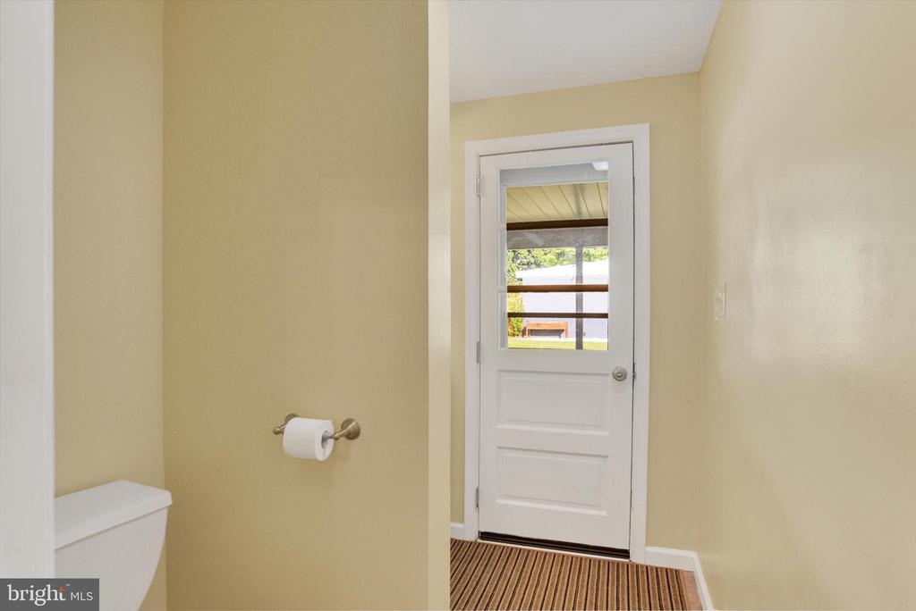 29 W MAIN STREET