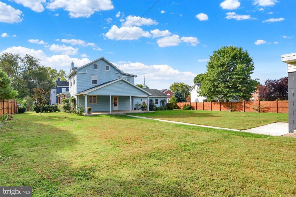 29 W MAIN STREET