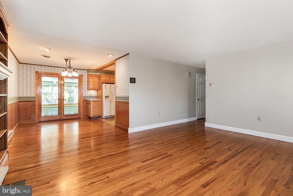 4603 SURREY ROAD