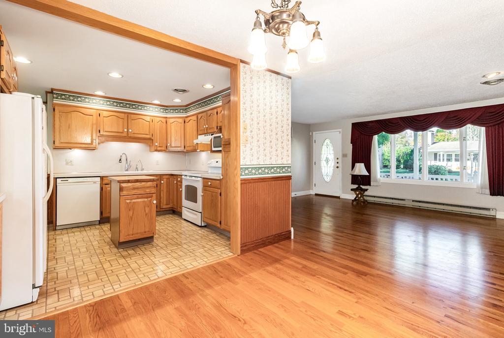 4603 SURREY ROAD
