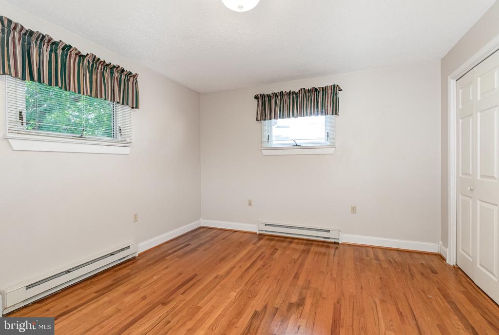 4603 SURREY ROAD
