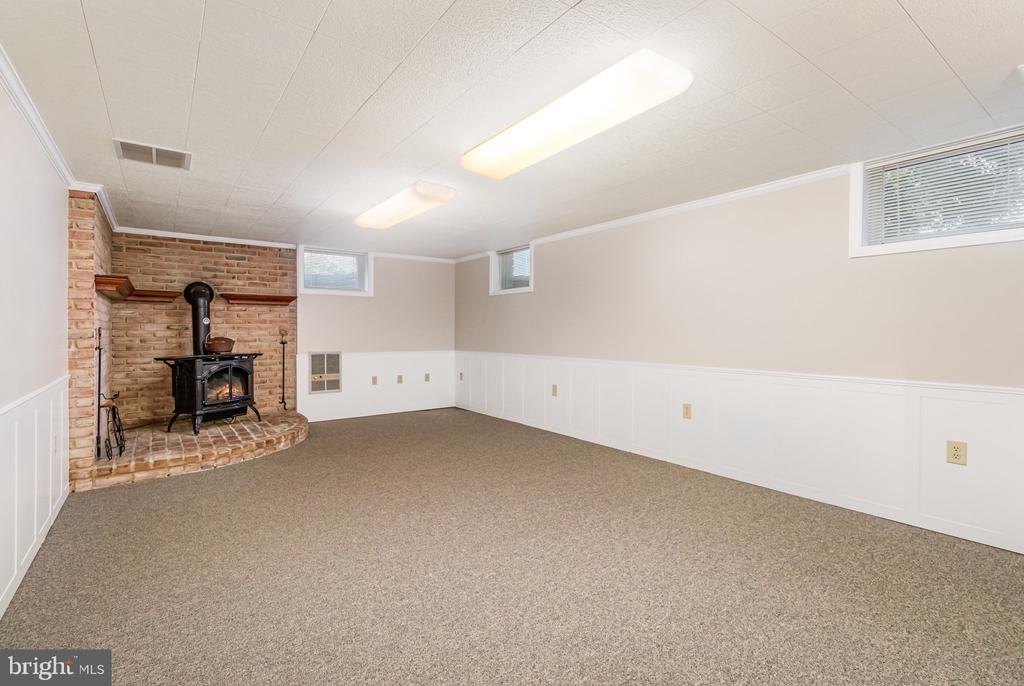 4603 SURREY ROAD