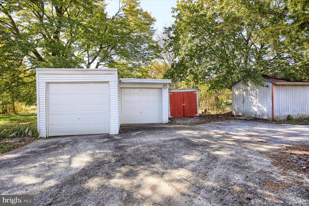 6123 NASSAU ROAD