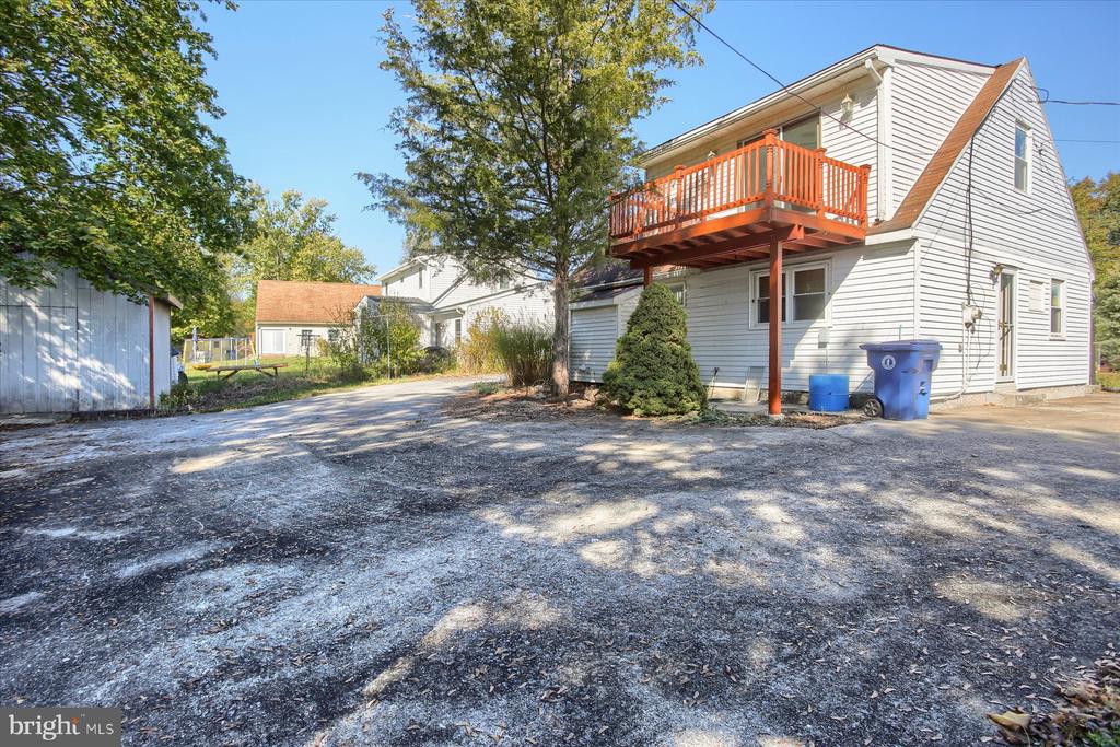 6123 NASSAU ROAD