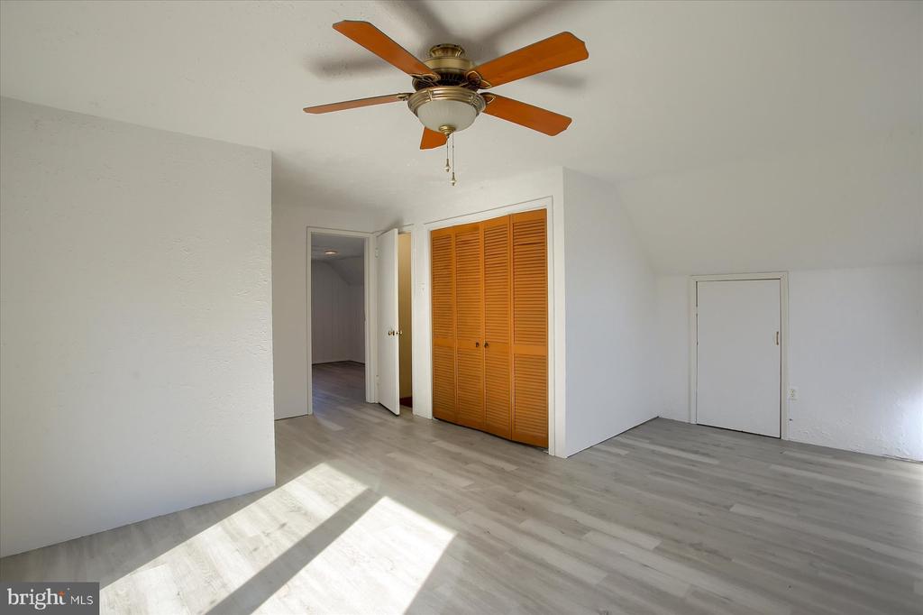 6123 NASSAU ROAD