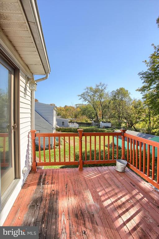 6123 NASSAU ROAD