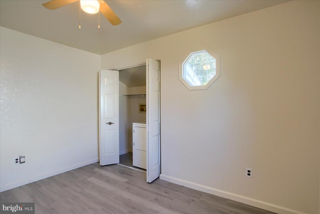 6123 NASSAU ROAD
