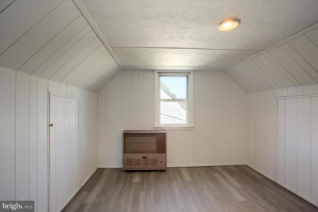 6123 NASSAU ROAD