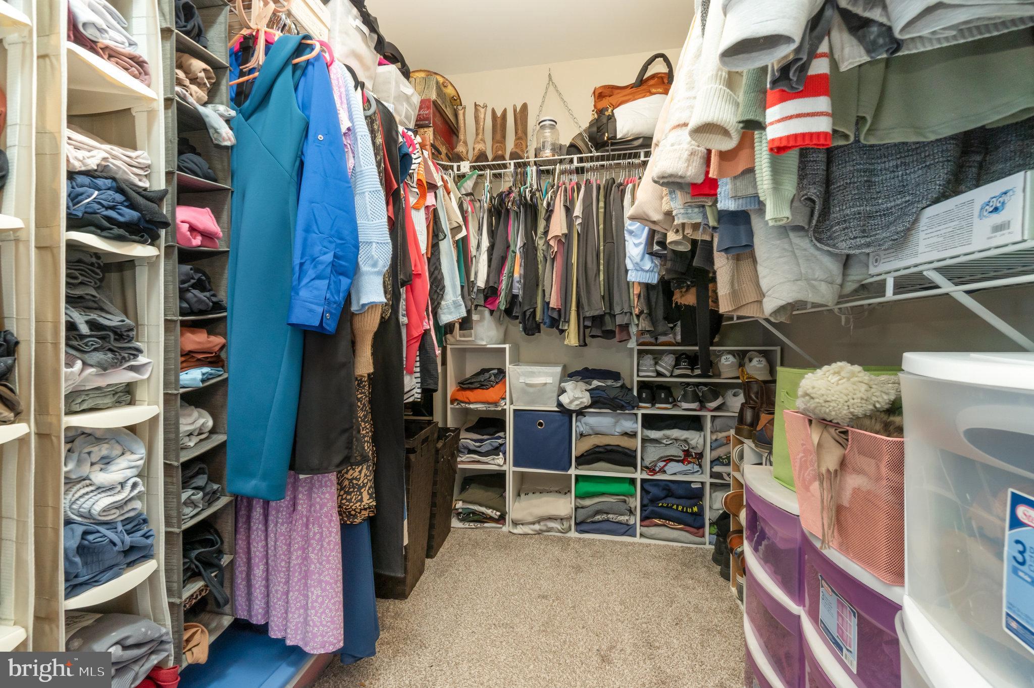 8024 YELLOWSTONE DRIVE