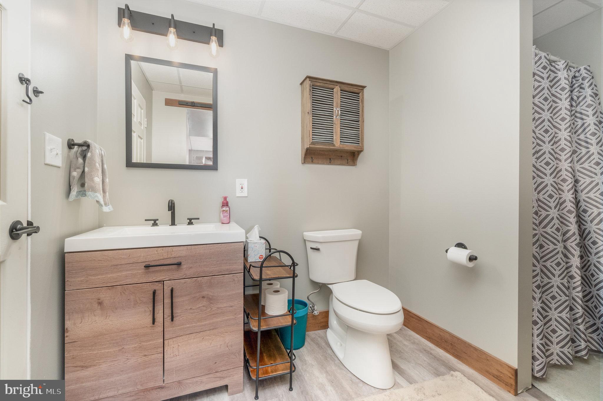 8024 YELLOWSTONE DRIVE