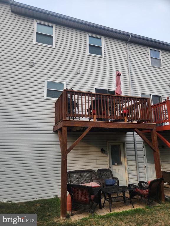 7225 CAPITAL DRIVE