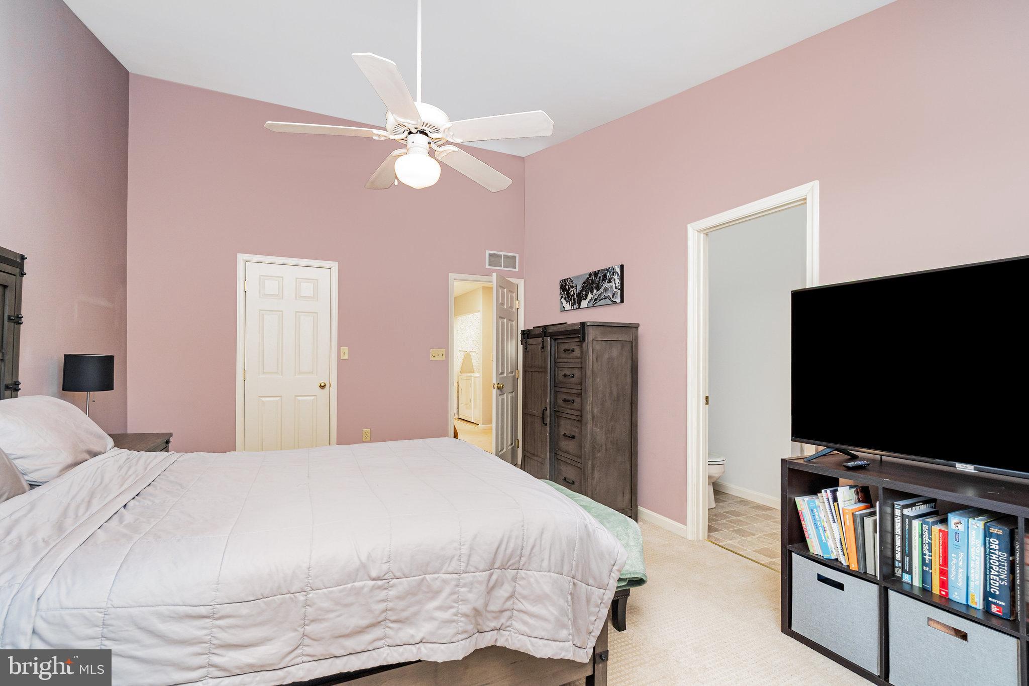 461 WAVERLY WOODS DRIVE