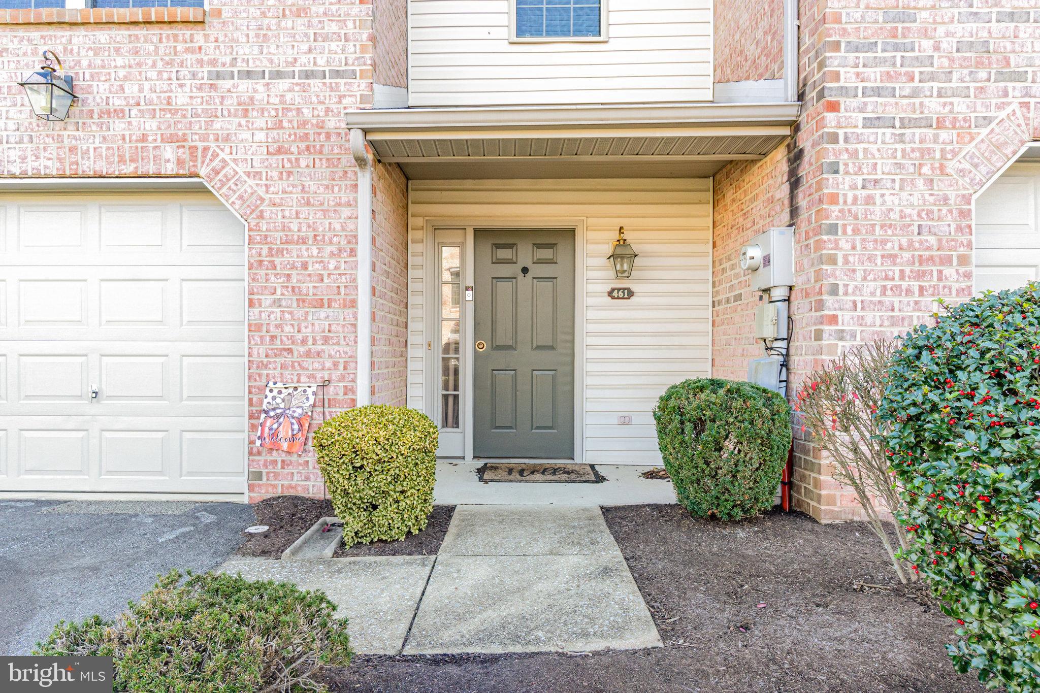 461 WAVERLY WOODS DRIVE