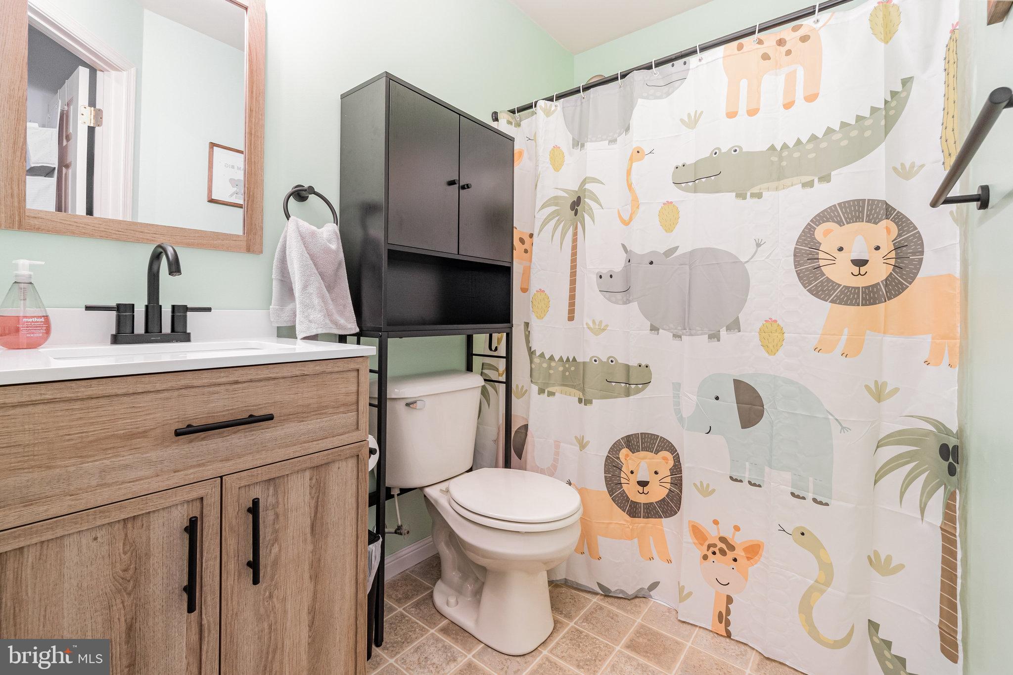 461 WAVERLY WOODS DRIVE