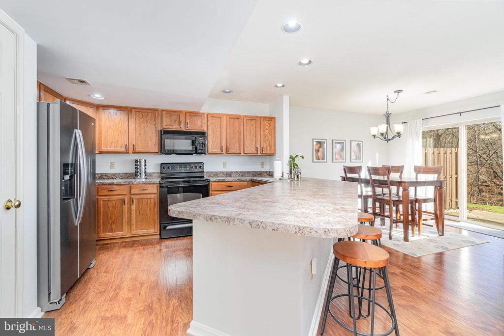461 WAVERLY WOODS DRIVE