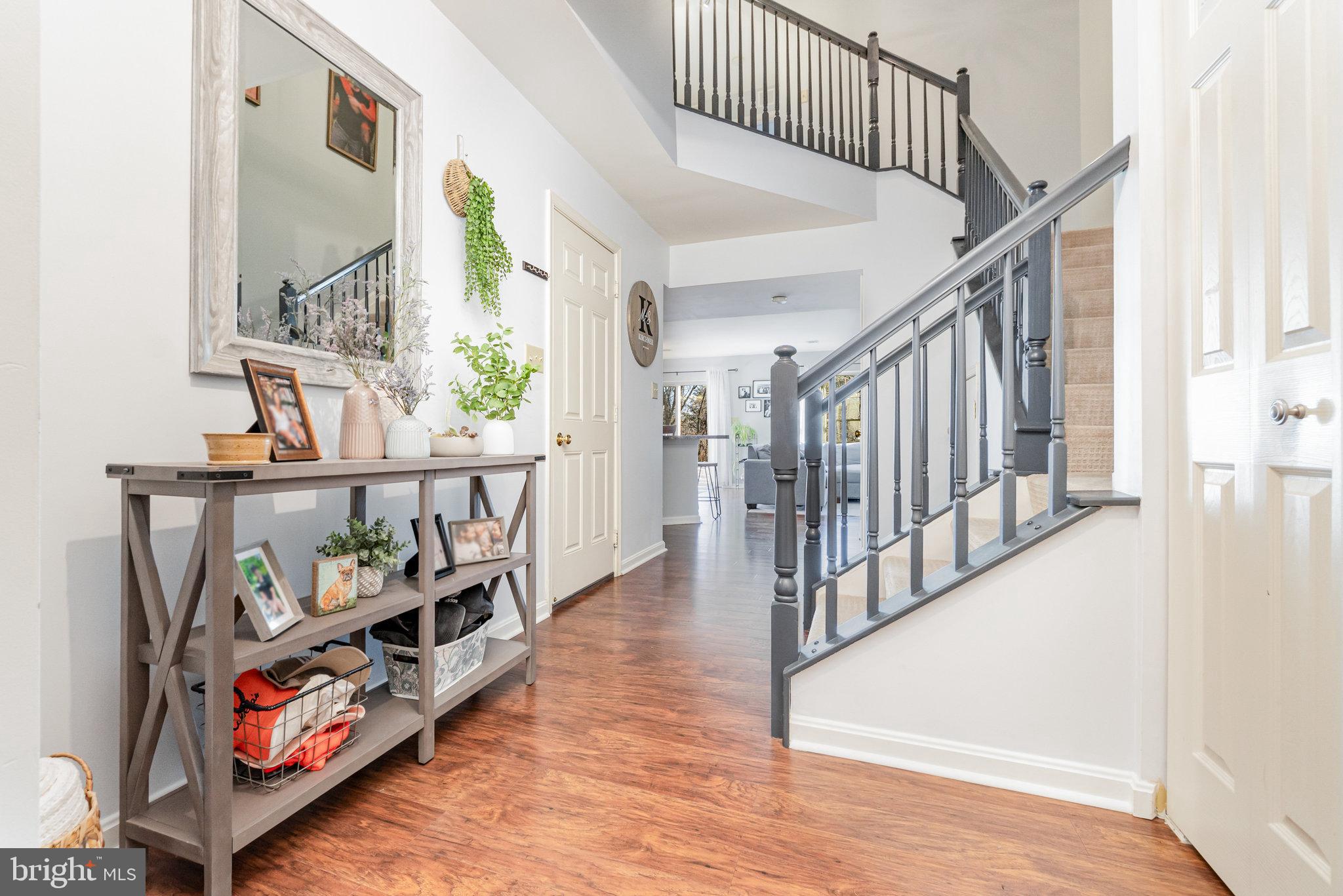 461 WAVERLY WOODS DRIVE