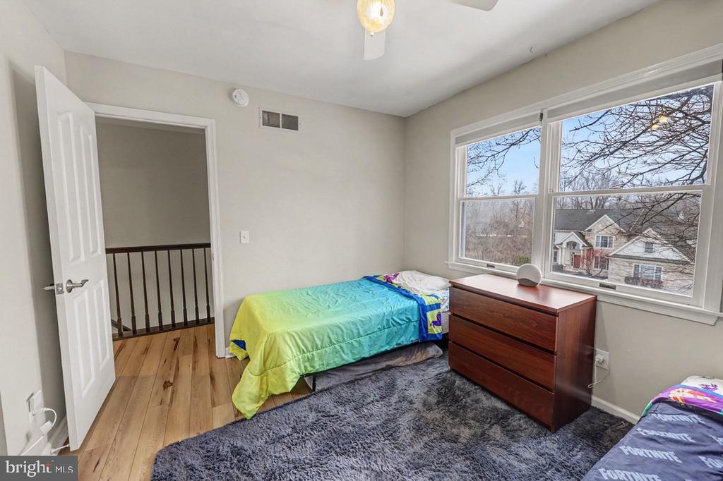 1147 JILL DRIVE