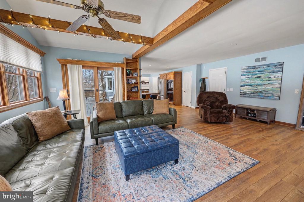 1147 JILL DRIVE