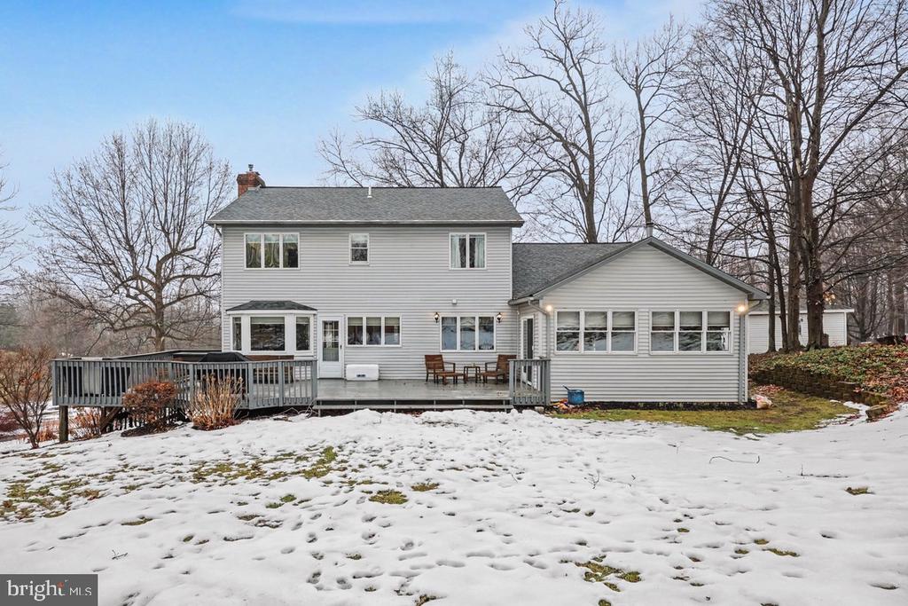 1147 JILL DRIVE