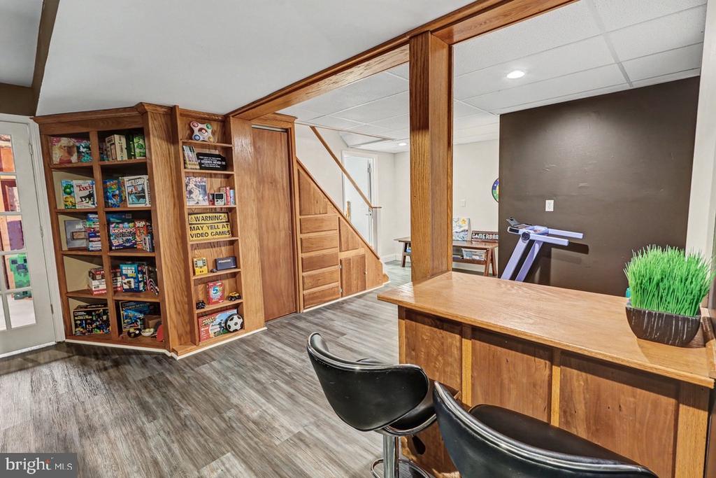 1147 JILL DRIVE