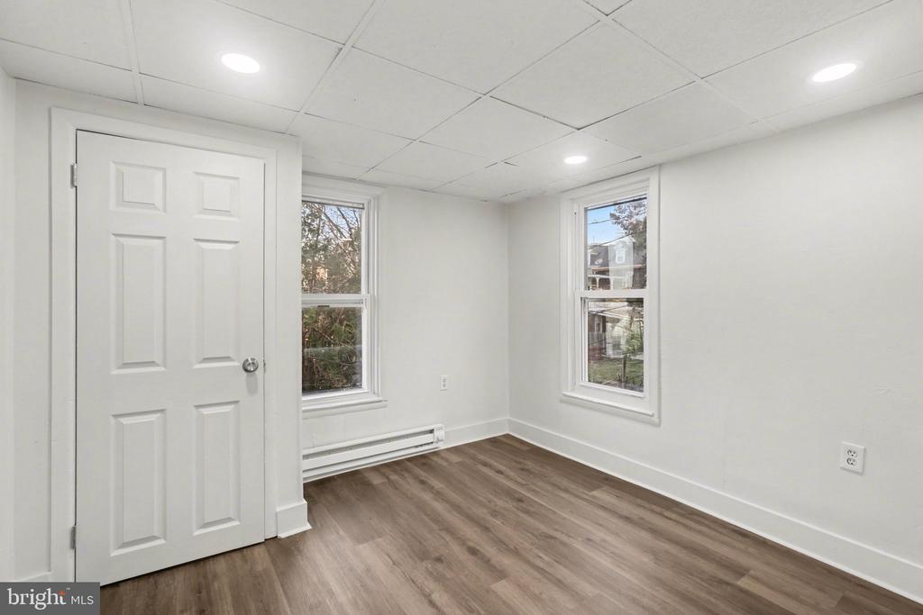 335 POPLAR STREET