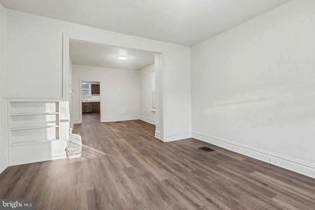 335 POPLAR STREET
