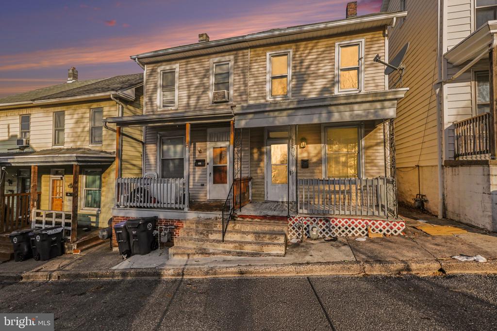 335 POPLAR STREET
