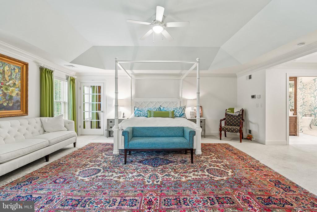 2309 FOREST LANE