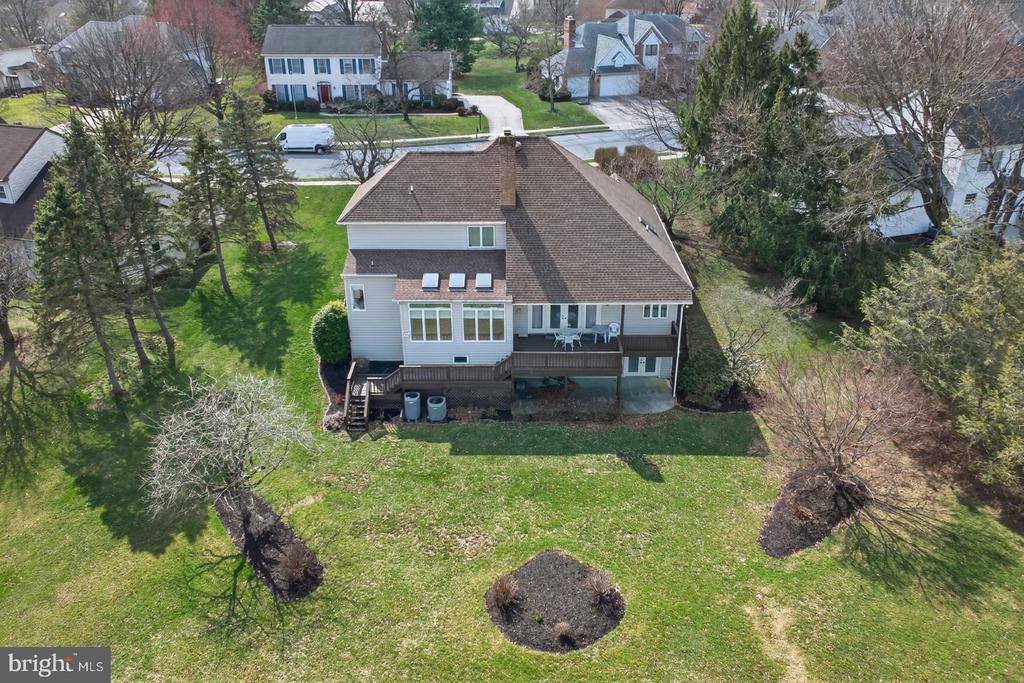 6516 WINDMERE ROAD
